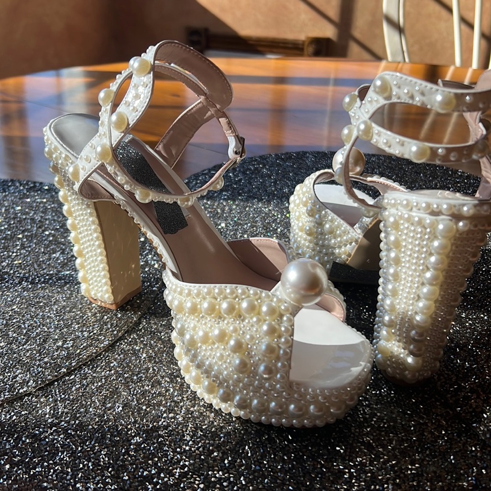 Pearl sandals/ bridal platform sandal